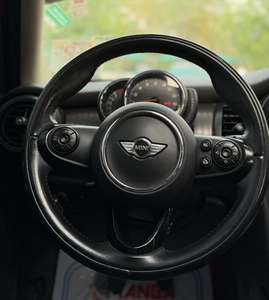 Offre exceptionnelle pour Mini Cooper S Countryman ALL4 sans réserve, turbo 4 cylindres, transmission intégrale, True Blue Metallic, version complète - Product Image 4