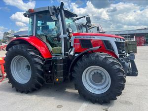 ปลดปล่อยประสิทธิภาพที่เหนือกว่า: รถแทรกเตอร์4WD Massey Ferguson MF 7719 S - Product Image 5