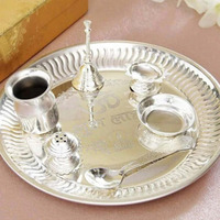 Ensemble de Thali Pooja en acier inoxydable de qualité supérieure pour les rituels traditionnels Ensemble de Thali Pooja en acier inoxydable décoratif parfait pour le culte