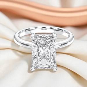 Anillo de compromiso de diamante cultivado en laboratorio de 5,17 quilates radiante y redondo de quilates, Juego de puntas de solitario en plata para mujer - Product Image 4