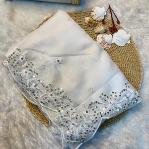 Sarees brodés de sequins de tissu d'organza tabby doux en soie formelle avec le travail brodé - Product Image 1