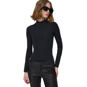 Top Deportivo Informal Hecho de Tela de Lona Resistente - Product Image 1