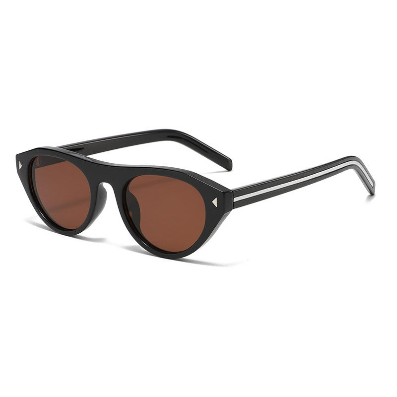 C2: สีน้ำตาล