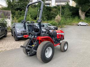 Massey Ferguson 1M.25 Tractor Compacto en Venta - Product Image 2