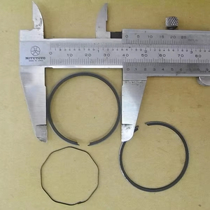 Jeu de segments de piston d'origine SYM (Riken) Jet4 R, Orbit II, JetSport X, JetEuro, Shark, Fiddle, DD 50, 13010-M7Q-000, RIK - Product Image 2