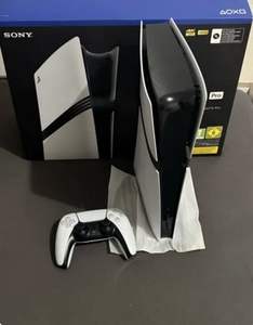 DESCUENTO en Consolas de Juegos PS5 Pro de 2 TB de Sony con 5 Juegos y Control Adicional - Product Image 1