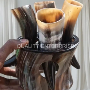 Corne à boire Viking de haute qualité avec support artisanat naturel de style animal sculpté poli pour mariage ou décoration de la maison - Product Image 1