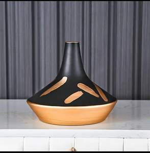 Acube Industries, jarrón de latón de hierro minimalista moderno, diseño Floral electrochapado dorado y negro, tamaño personalizado, mesa de cena de boda, sala de estar - Product Image 1