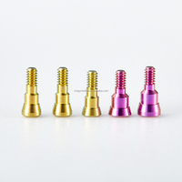 Vis de capuchon de fermeture dentaire en alliage de titane Straumann Compatible avec le niveau d'os Fixodent RC NC pour les produits métalliques