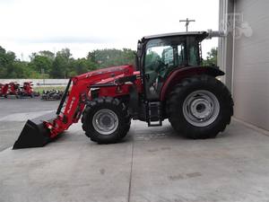 2024 MASSEY FERGUSON 5711 | Comprar Tractor Agrícola Massey Ferguson Usado Barato - Product Image 2