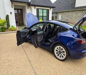 Súper Ofertas - Venta en Subasta de Autos Usados Modelo 3 Long Range AWD Sedán Eléctrico 2023 a Precios Accesibles - Product Image 2