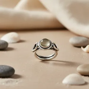 Bague Bohème en Pierre de Lune, Argent 925, Pierre Naturelle Ronde, Sertissage Clos, Bijou Unisexe, Pierre de Naissance de Juin, Usage Quotidien - Product Image 1