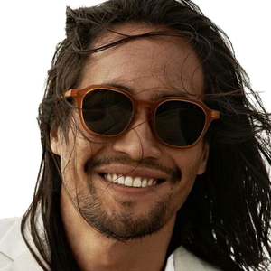 Gafas de Sol Cuadradas con Marco Transparente de PC Vintage 2025 con Logotipo Personalizado, Gafas de Sol Poligonales con Marco Grande y Protección UV400 para Hombre y Mujer - Product Image 1