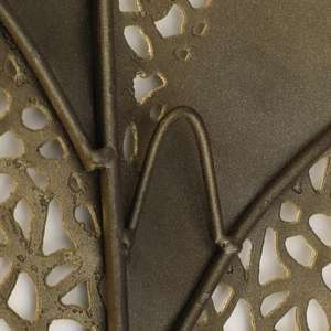 Décoration murale en métal avec motif floral et feuillage, idéale pour les salons ou les entrées. - Product Image 5