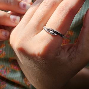Pequeño anillo de serpiente de plata lisa, peso ligero, superventas, anillo de serpiente, colección de anillos de plata de serpiente - Product Image 3