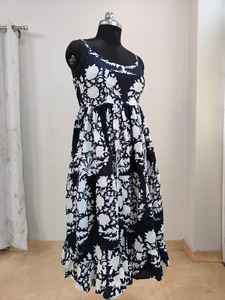 Robe en coton fleuri, légère et respirante, robe d'été élégante et confortable, robe en coton imprimé à la main pour femmes, robe ajustée - Product Image 4