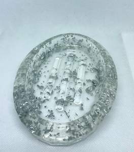 Feuille de plateau en résine transparente personnalisée de qualité supérieure intégrée à l'intérieur du porte-savon circulaire carré pour salle de bain - Product Image 3