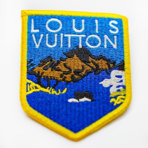 Patchs brodés 3D personnalisés en gros, faible MOQ, logo brodé, tissu en feutre, forme rectangulaire, cœur, pour coudre sur les chapeaux et les vêtements - Product Image 4