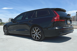 Parfaitement propre, occasion 2024 pour V60 Recharge T8 Polestar Engineered, conduite à gauche, sièges en cuir, caméra de recul - Product Image 4