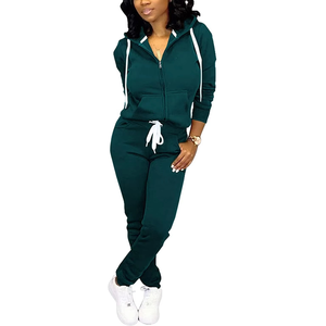 Ensemble de survêtement pour femme en coton 100% de haute qualité, survêtement à capuche, couleurs personnalisées, fabrication en usine, écologique, nouveau design, hiver - Product Image 2