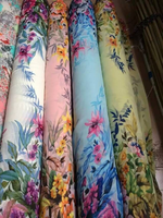 Tissu en mousseline imprimé numérique doux pour robes de mariée, tenues de soirée, vêtements de mode, textile élégant, fabricant OEM personnalisé, vente en gros
