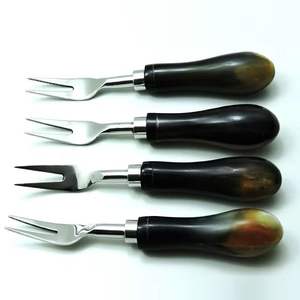 Fabriqué à la main indien vente chaude poignée en corne naturelle fourchette en acier couverts couleur personnalisée Logo hôtel de luxe mariage - Product Image 1
