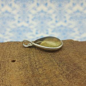 Venta caliente 925 delicado colgante de plata hecho a mano Natural citrino bisel ajuste encanto venta al por mayor joyería fina - Product Image 1