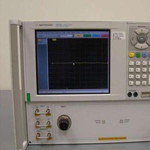 Analyseur de réseau et analyseur de spectre Agilent N5230A 40G d'occasion, haute précision, protection IP67, 220-240V - Product Image 5