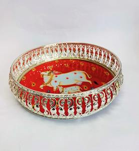 Plateau en métal élégant avec design Pichwai pour Pooja Decor Gifting Purpose Indian Festival Celebration and Display - Product Image 1