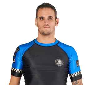 BJJ Rash Guard Hombres Alto rendimiento Jiu Jitsu Competición de entrenamiento Anti-UV UPF50 + Ropa deportiva de manga corta personalizable - Product Image 4