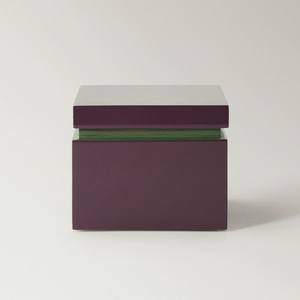 Boîte de rangement en laque moderne violette et verte Organisateur décoratif fait à la main pour bijoux, boîte cadeau brillante minimaliste pour cosmétiques - Product Image 1
