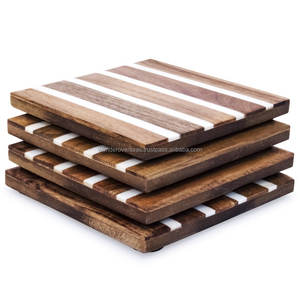 Juego de Posavasos Cuadrados Clásicos con Resina Epoxi de Color Personalizado, Madera de Nogal, Tapetes y Almohadillas Personalizadas, Decoración Ecológica para el Hogar - Product Image 3