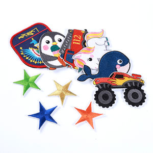 Badges en PVC 3D personnalisables, imperméables, durables, à coudre, étoiles en caoutchouc pour vestes, chapeaux, vêtements, accessoires, alphabétiques - Product Image 4