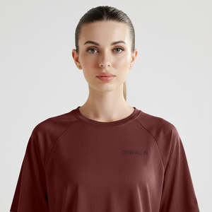 เสื้อยืดฝึกซ้อม GAI สีแดงเลือดหมู สำหรับชุดออกกำลังกาย - Product Image 5