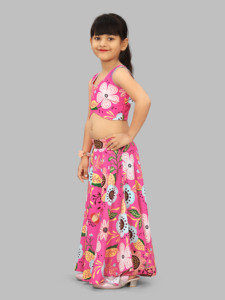 ชุดเลเฮนกาโชลีลายดอกไม้สีชมพูแบบยาวพื้นผ้าแห้งเร็ว สไตล์ท้องถิ่นสำหรับเด็กผู้หญิง ชุด 2 ชิ้น แฟชั่นโชรยัม - Product Image 5