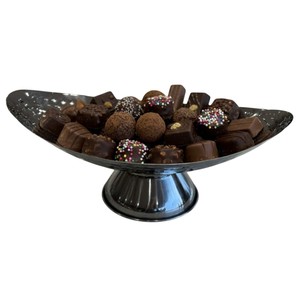 New Modern Design Hammered Gold Metal Chocolate Serving Bowl Elegant Festive Candy Dish <b>For</b> Home Decor And Events On <b>Sale</b> - Product Image 3