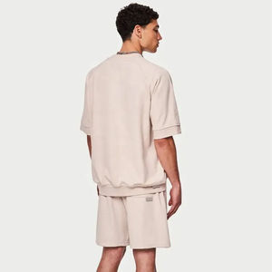 Ensemble de vêtements d'été deux pièces pour hommes Short léger et respirant imprimé de logo personnalisé avec t-shirt pour temps chaud - Product Image 4