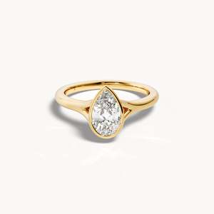 Cincin Berlian Buatan Laboratorium Emas 14k Model Bezel Bentuk Tetesan Air untuk Pertunangan - Product Image 3