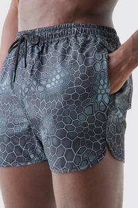 Shorts de Baño Personalizados OEM 2026 con Estampado de Diamantes en Toda la Superficie, Sublimados, 100% Poliéster, Casuales, Antiarrugas, de Secado Rápido - Product Image 3