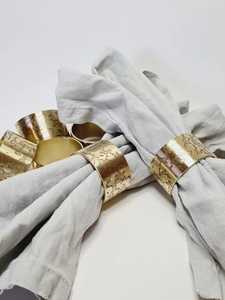 Anneaux de serviette en laiton de conception unique finition en or antique qualité supérieure pour la décoration de salle à manger de table à la maison et de mariage - Product Image 5