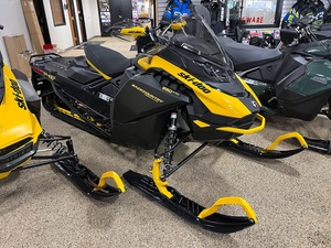 เข้าถึงวิดีโอ!!! 2025แพคเกจผู้เชี่ยวชาญ Ski-Doo ซัมมิท X เทอร์โบ850 154 R - Product Image 4