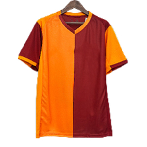 Personalized 100% Polyester Soccer Jersey Quick Dry Youth Football Wear for Summer Winter Retro Shorts Name OEM Service - Product Image 3