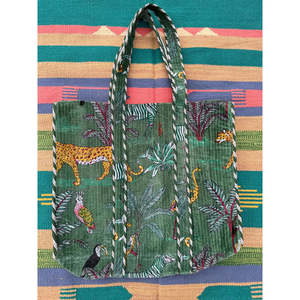 Bolso Tote Reversible de Terciopelo y Algodón Acolchado Estilo Boho Chic para Mujer, Bolso de Compras Ecológico y Sostenible, Color Ocre, para la Playa - Product Image 2