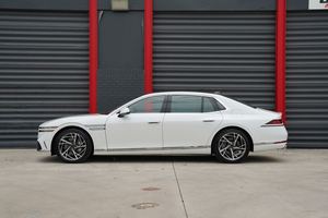 สินค้าลดราคามาแล้ว! รถยนต์ซีดานมือสอง ปี 2024 รุ่น G90 3.5T AWD เครื่องยนต์ 3.5 ลิตร V-6 เกียร์อัตโนมัติ 8 สปีด เบาะหนัง - Product Image 5