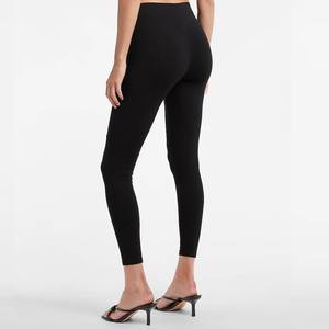 Usine directe femmes Gym Leggings pleine longueur 100% coton tissu respirant Style décontracté pour l'hiver fabriqué au Pakistan - Product Image 3