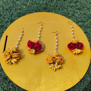 Flor Mang Tikka amarillo Tikka indio danza clásica recital pieza de cabello boda india dama de honor regalo Haldi regalo Sangeet - Product Image 1