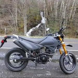 Nueva Motocicleta QLINKs XP 200 2025 - Product Image 2