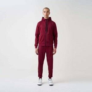 Survêtement technique en molleton rouge pour homme, confortable et élégant avec tissu extensible, parfait pour le fitness, les sports de plein air - Product Image 1