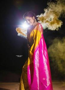 ÚLTIMO DISEÑADOR RICH PALLU Y JACQUARD TRABAJO SAREE - Product Image 2