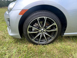 TOYOTA GR86 COUPÉ USADO CON TÍTULO LIMPIO, LISTO PARA ENVIAR - ENTREGA A DOMICILIO - Product Image 3